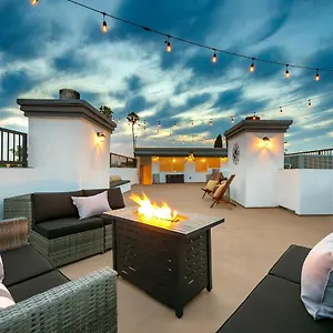 Belmont Shore Luxury Holiday home