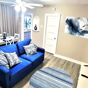 Seaside Oasis Apartment