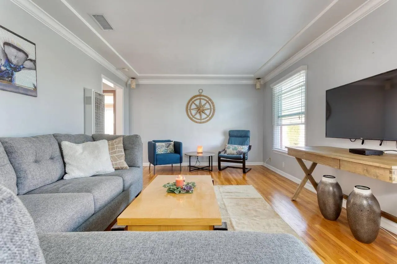 New Belmont Shore Retreat With Free Parking Walk To Beaches Long Beach United States